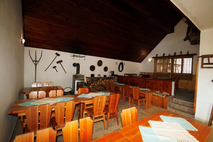 瑞克里尼阿瑞尔阿达米克酒店 Ledenice 外观 照片